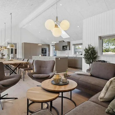 Feriehus Beautiful In Romo With Private Swimming Pool, Be Inside Or Outside Kongsmark