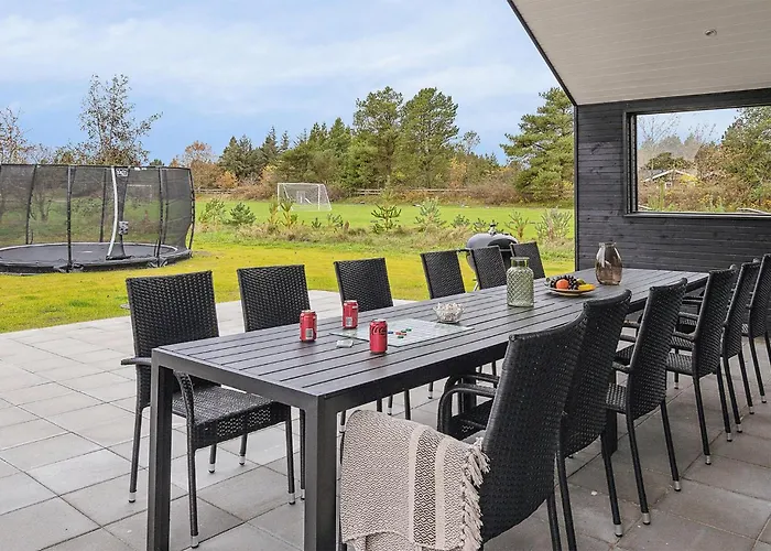 Prázdninový dům Beautiful In With Sauna